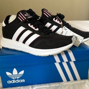 Brand New Adidas Swift Run X Women’s running shoes